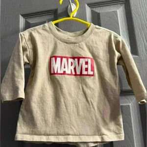 Baby Marvel long sleeve comic book graphic T shirt in tan size 6-12 months NWOT